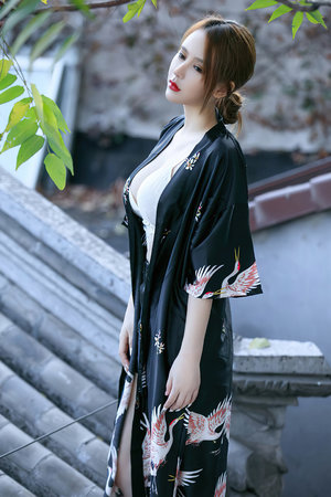 蝌蚪草莓樱桃丝瓜绿巨人ios海报
