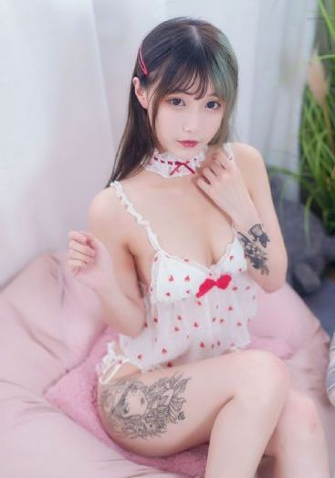 亚洲女人被黑人巨大进入