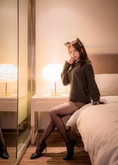 成 黄 在线 免费海报